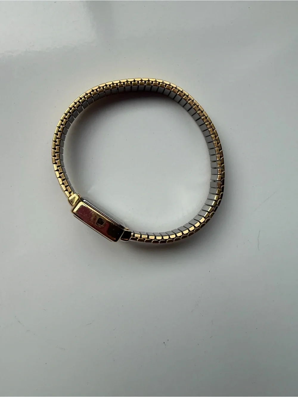 Vintage LORUS Women's Gold Tone Watch/ Works/ New Battery V811-X059 Exp Band
